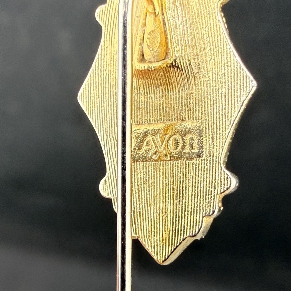 Vintage Avon Stick Pin Kensington Gold Tone - Picture 4 of 6